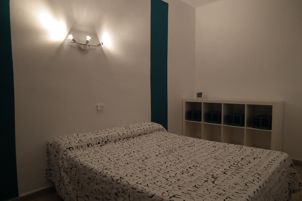 Hostal San Carlos Hotel Lloret de Mar Room photo